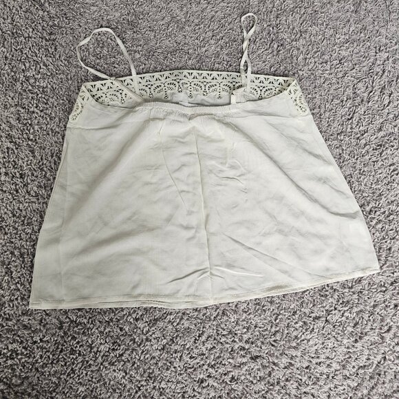 2 Loft Tops - Picture 6 of 8